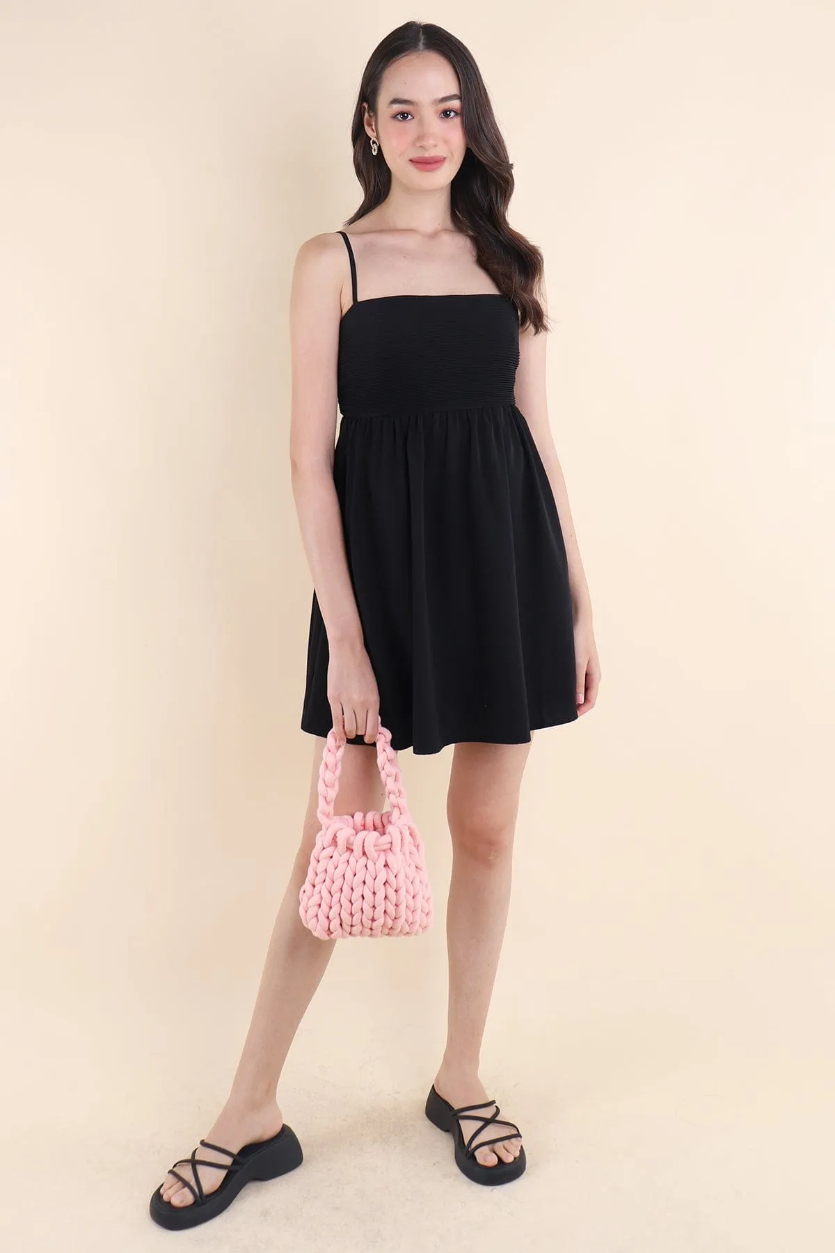 BEA PLEATED BABYDOLL DRESS IN BLACK