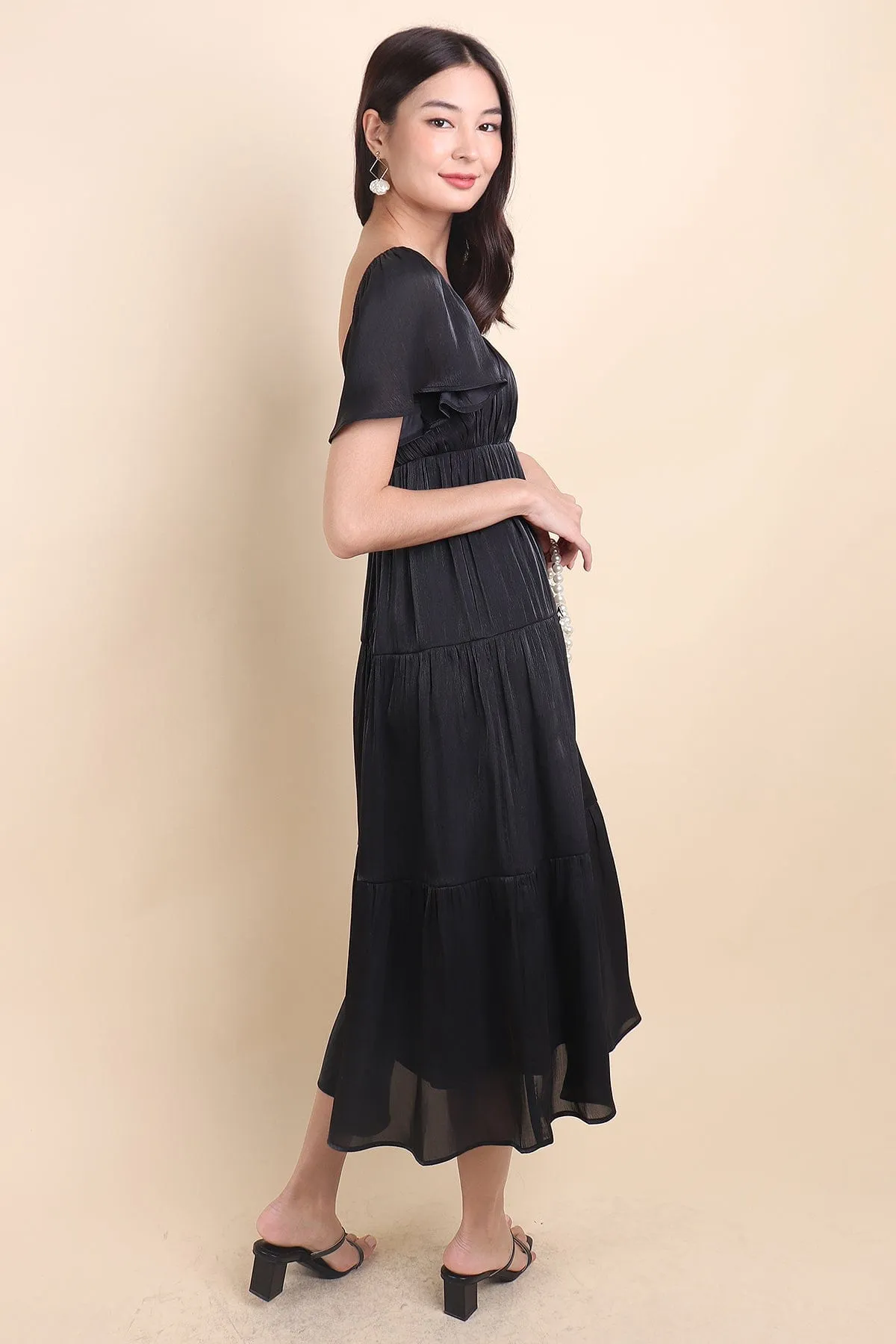 BELLE FLUTTERS SHIMMERY MIDAXI IN BLACK