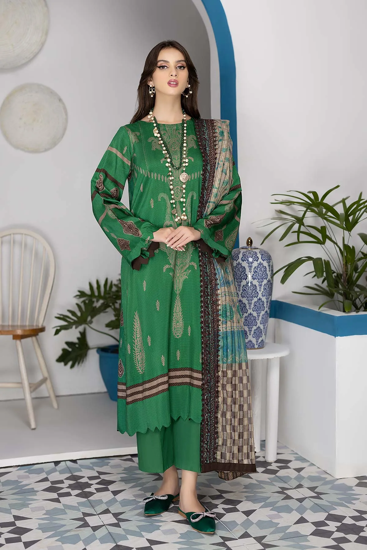 Charizma Print Melody Fall/Winter · Printed Marina Suit With Embroidered Dupatta – PEW22-06