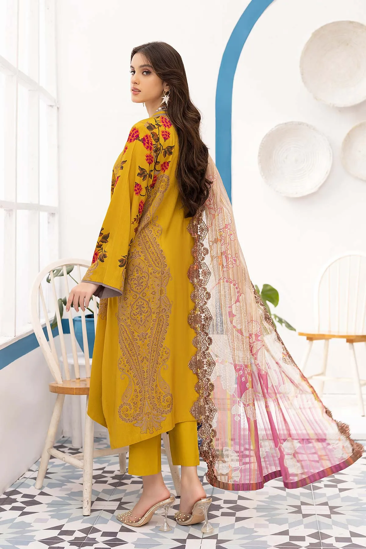 Charizma Print Melody Fall/Winter · Printed Marina Suit With Embroidered Dupatta – PEW22-09