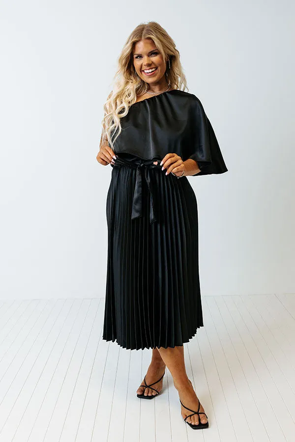 Chic And Exquisite Satin Midi In Black Curves