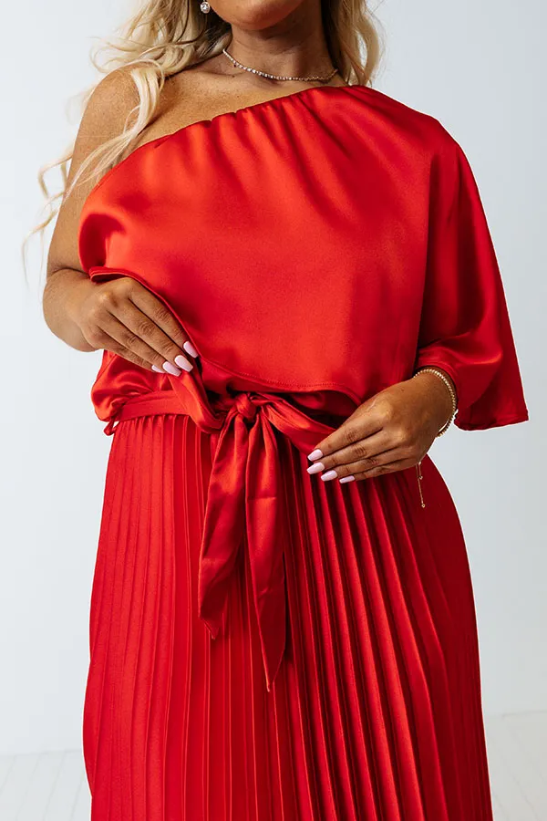 Chic And Exquisite Satin Midi In Red Curves
