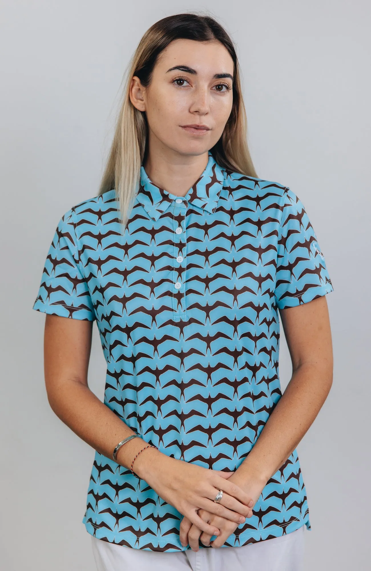 "Iwa Flock" Chocolate Sky - OGA Women's Polo - Chocolate Brown / Sky Blue
