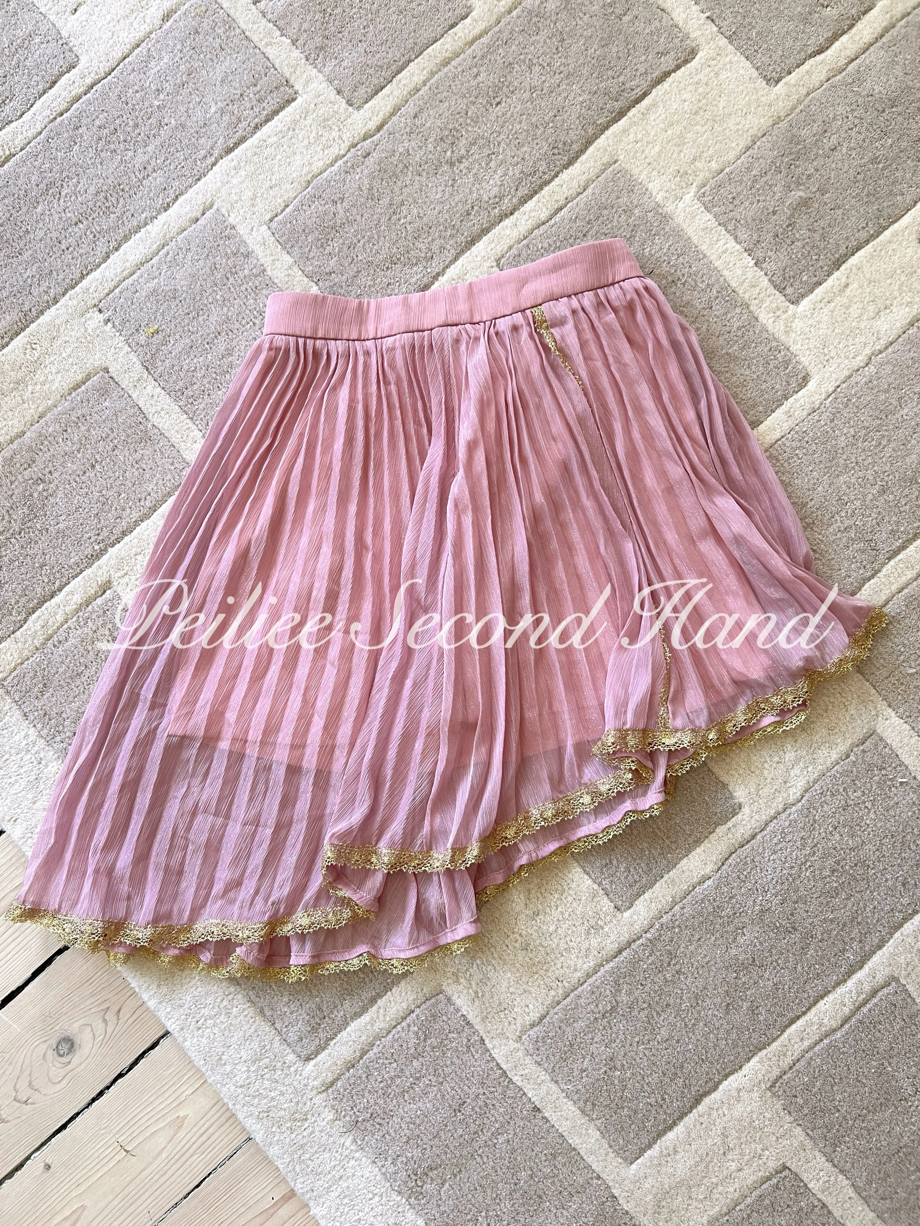 [Sweden Second Hand] Angelic Pink Mini Skirt