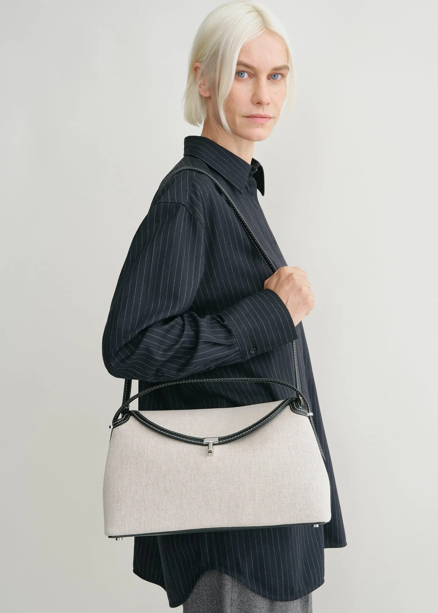 T-Lock top handle ecru/black
