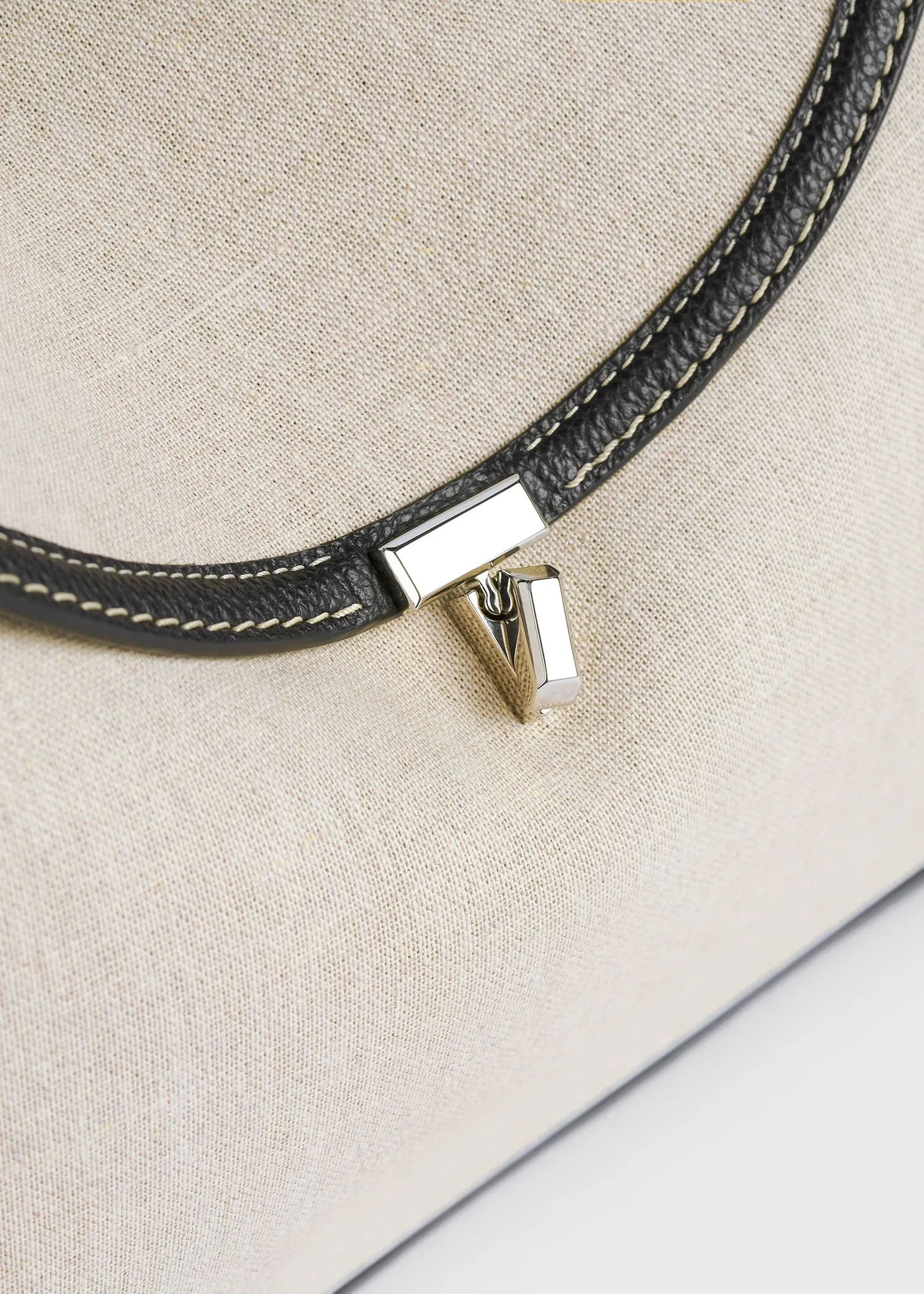 T-Lock top handle ecru/black