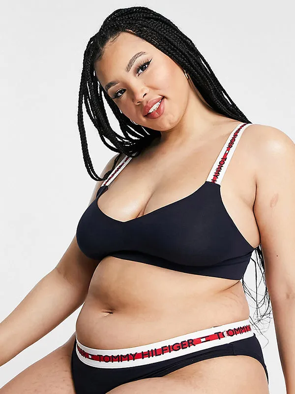 Triangle Bralette Curve